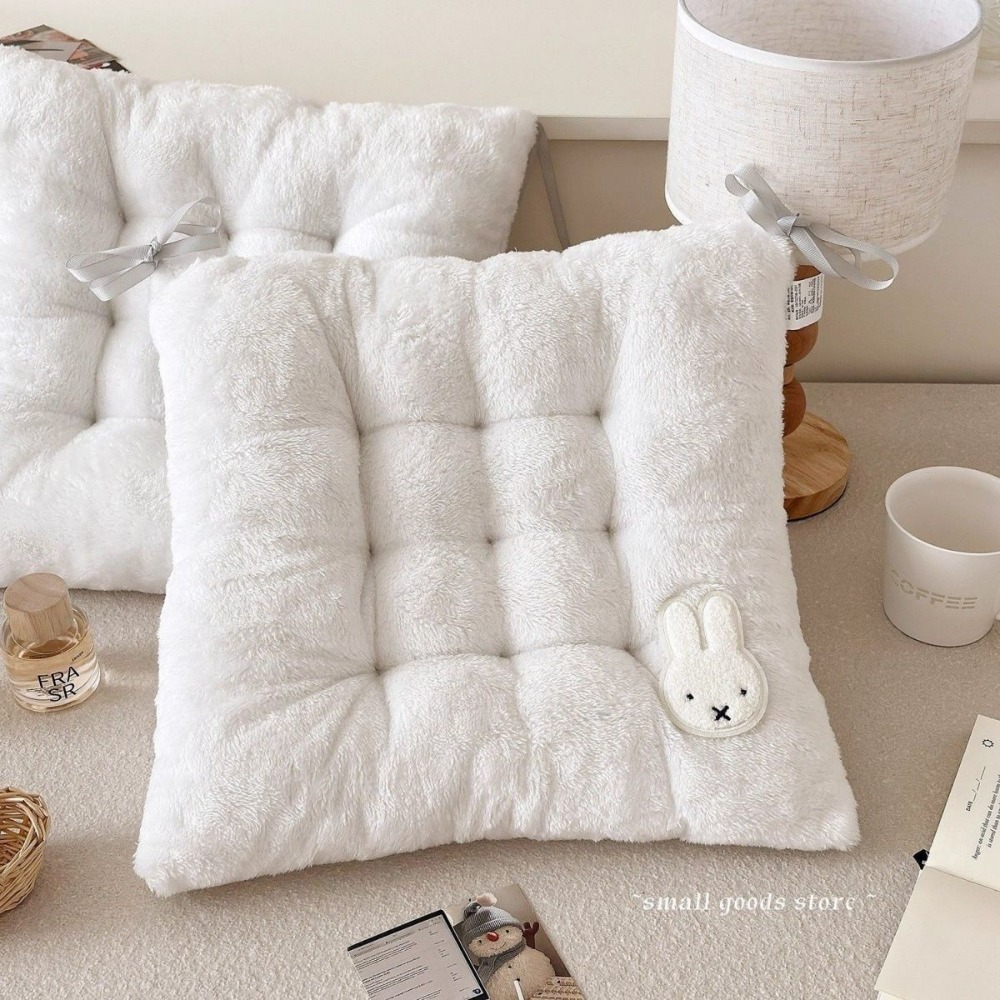 Miffy Rabbit Verdikt zitkussen - Home Cinema Chairs recensie en prijs